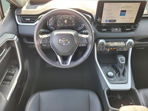 Certified 2024 Toyota RAV4 XSE image 18