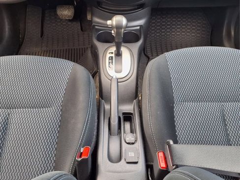 Used 2015 Nissan Versa Note SV FWD image 20