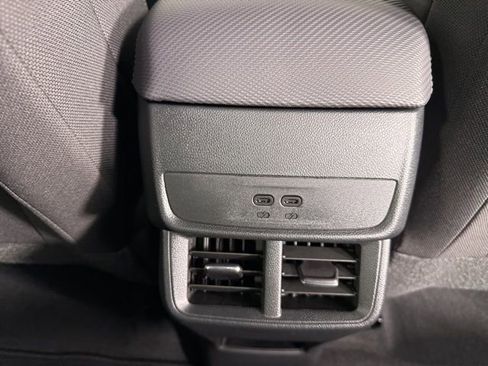 New 2026 Chevrolet Equinox LT w/ Safety and Technology Package FWD image 23