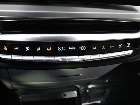 New 2025 Cadillac Lyriq Sport image 30