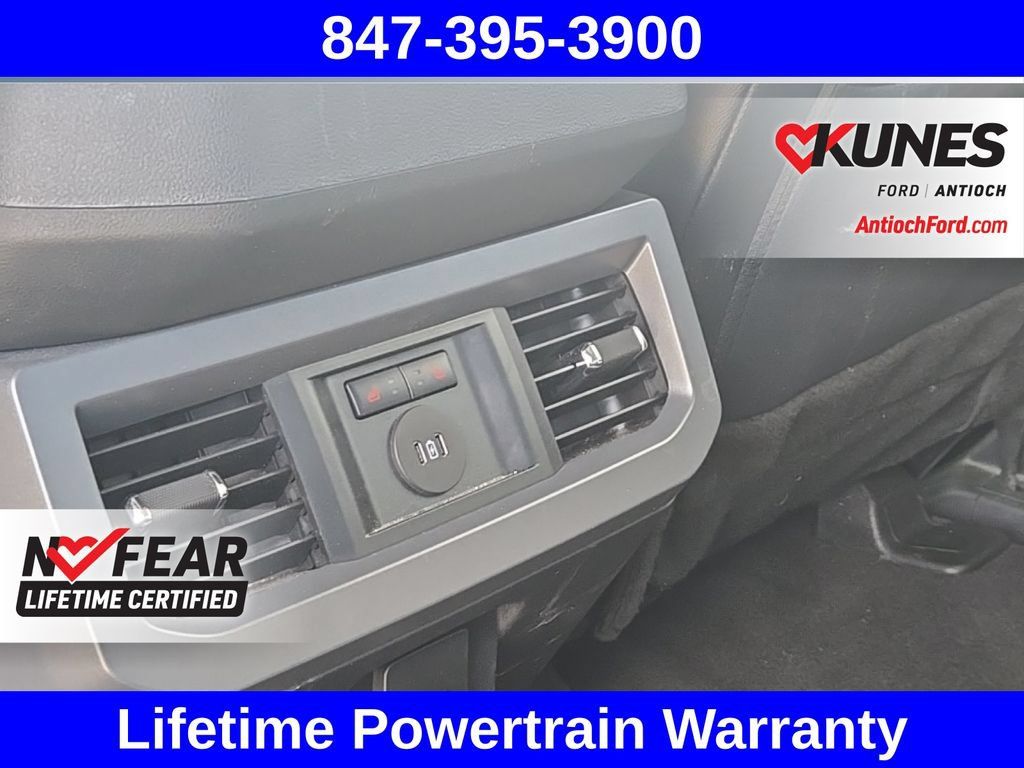 Used 2025 Ford F250 Lariat AWD/4WD image 30