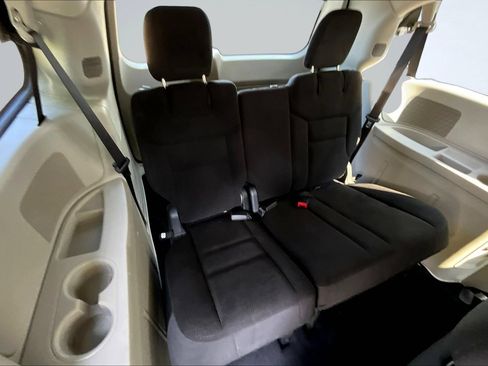 Used 2017 Dodge Grand Caravan SE w/ Power Window Group FWD image 25