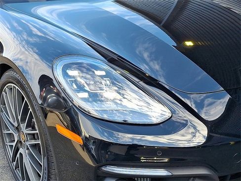 Used 2023 Porsche Panamera 4 Platinum Edition image 11