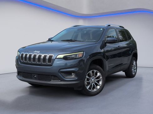 Used 2021 Jeep Cherokee Latitude Lux w/ Trailer Tow Group AWD/4WD image 2