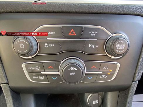 Used 2022 Dodge Charger SXT image 21