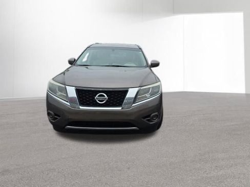 Used 2014 Nissan Pathfinder SV AWD/4WD image 2