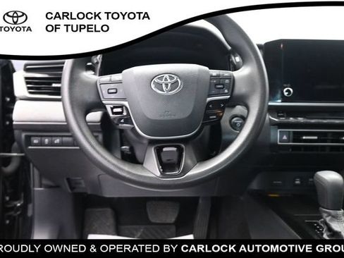 Used 2025 Toyota Camry LE w/ Convenience Package FWD image 28