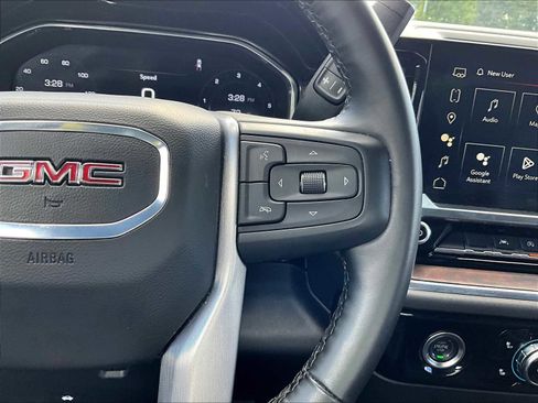 Used 2024 GMC Sierra 1500 SLT image 24