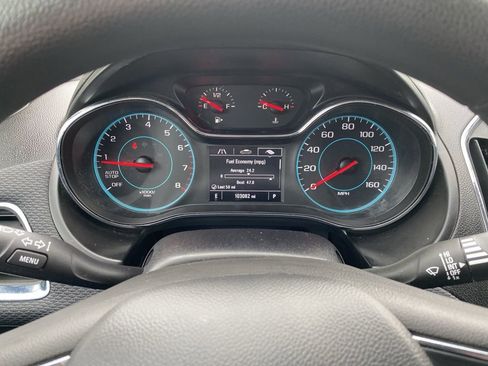 Used 2018 Chevrolet Cruze LS image 15
