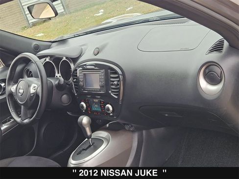 Used 2012 Nissan Juke SV image 29