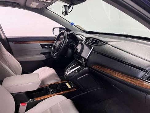 Used 2022 Honda CR-V Touring image 11