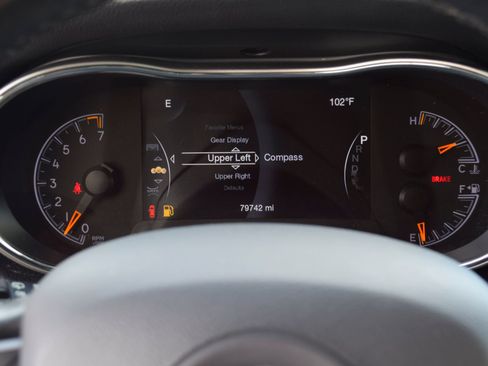Used 2020 Jeep Grand Cherokee Limited AWD/4WD image 9
