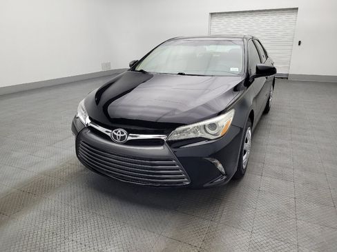 Used 2016 Toyota Camry SE image 15