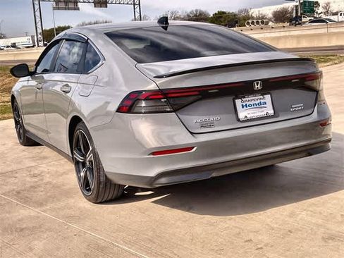 Used 2024 Honda Accord Sport image 5