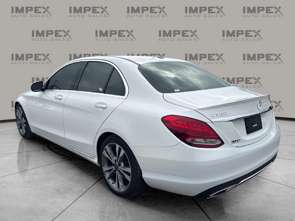 Used 2018 Mercedes-Benz C 300 Sedan image 3