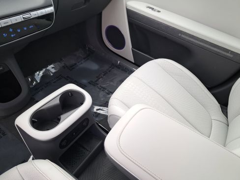 Used 2022 Hyundai Ioniq 5 SEL image 25