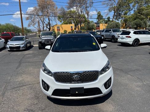 Used 2017 Kia Sorento SX image 52