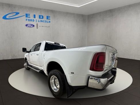 Used 2025 RAM 3500 Laramie w/ Max Tow Package AWD/4WD image 8