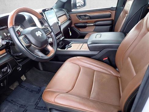 Used 2022 RAM 1500 Limited w/ Body Color Bumper Group AWD/4WD image 13