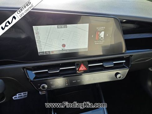 Certified 2025 Kia Niro EX Touring image 24