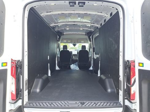 New 2026 Ford Transit 250 148 Medium Roof w/ Load Area Protection Package RWD image 11