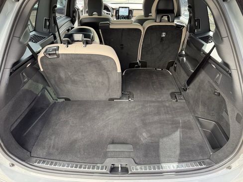 Certified 2025 Volvo XC90 B5 Plus image 16