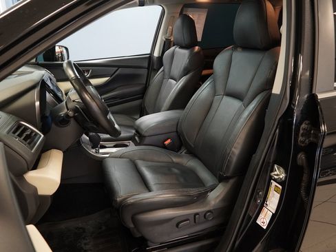 Used 2019 Subaru Ascent Limited image 3