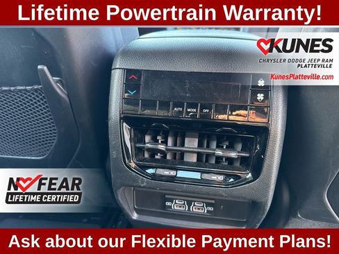 Used 2024 Jeep Grand Cherokee L Laredo image 31