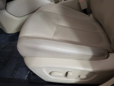 Used 2017 Nissan Rogue SL w/ SL Premium Package image 23