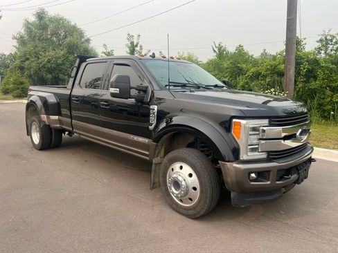 Used 2019 Ford F450 King Ranch w/ King Ranch Ultimate Package AWD/4WD image 3