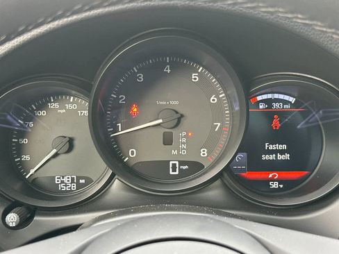 Certified 2025 Porsche Macan AWD/4WD image 28
