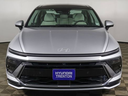 Certified 2024 Hyundai Sonata Limited FWD image 15