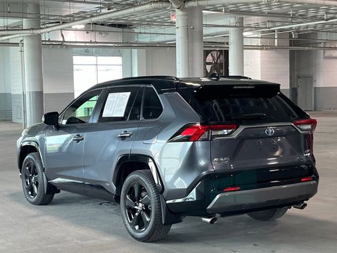 Used 2021 Toyota RAV4 XSE w/ XSE Grade Weather Package AWD/4WD image 8