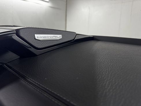 New 2026 GMC Yukon Denali w/ Sun & Power Step Package image 73