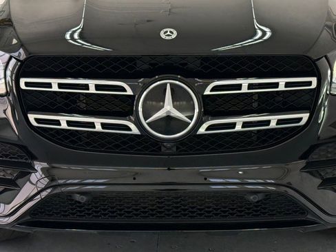 Used 2023 Mercedes-Benz GLS 450 4MATIC w/ AMG Line Exterior image 20