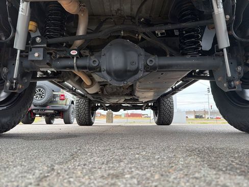 Used 2017 Jeep Wrangler Unlimited Sahara w/ Dual Top Group image 19