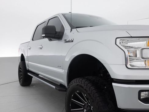 Used 2016 Ford F150 XLT w/ Equipment Group 302A Luxury AWD/4WD image 11