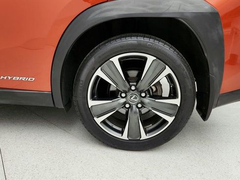 Used 2019 Lexus UX 250h w/ Premium Package image 9