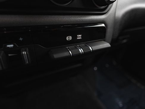Used 2024 RAM 2500 Big Horn image 23