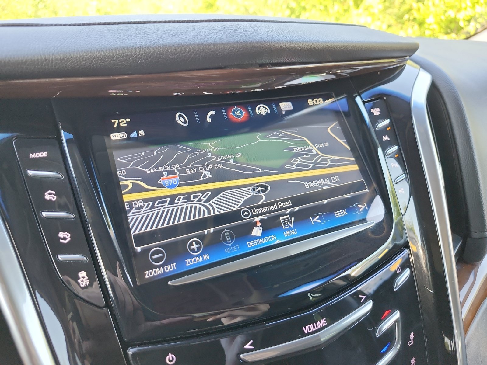 Used 2020 Cadillac Escalade Luxury AWD/4WD image 22