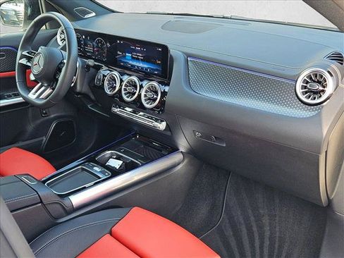 Certified 2025 Mercedes-Benz GLA 35 AMG 4MATIC image 22