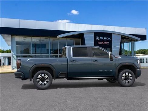 New 2026 GMC Sierra 2500 Denali image 5