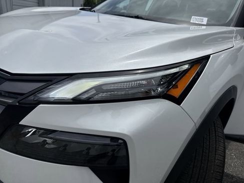 New 2026 Nissan Rogue SV AWD/4WD image 30
