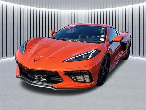 Used 2020 Chevrolet Corvette Stingray Coupe w/ Z51 Performance Package image 9