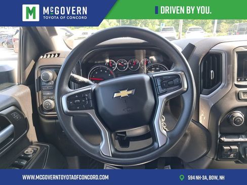 Used 2021 Chevrolet Silverado 2500 Custom w/ Custom Value Package AWD/4WD image 22