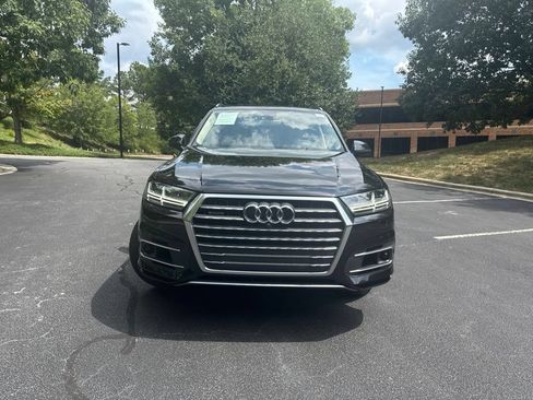 Used 2017 Audi Q7 3.0T Prestige AWD/4WD image 2