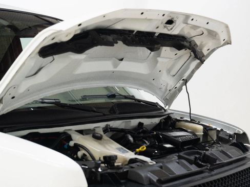 Used 2017 Chevrolet Express 2500 Extended image 59