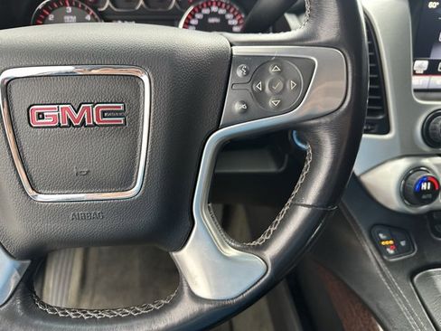 Used 2015 GMC Yukon XL SLT image 6