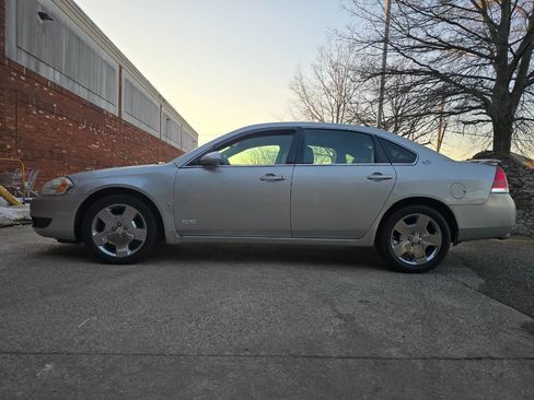 Used 2008 Chevrolet Impala SS w/ Convenience Package image 4