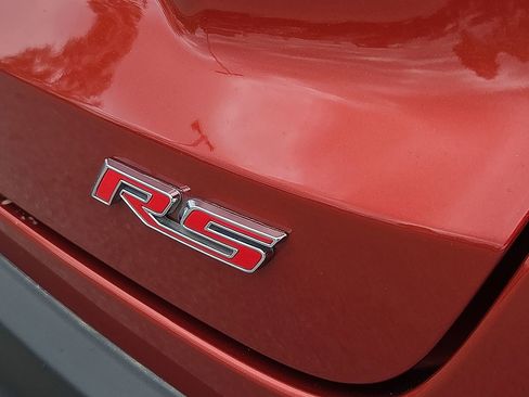 Used 2024 Chevrolet Trax RS w/ Driver Confidence Package FWD image 8